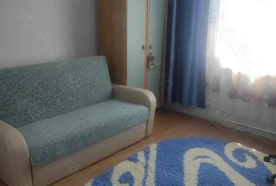 Apartament cu 3 camere decomandat în Central - 1