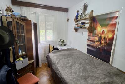 Apartament cu 4 camere semidecomandat, mobilat în Cetății - 4
