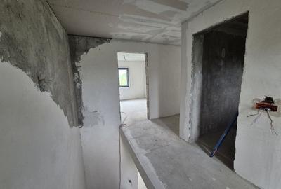 Casa P+1 in comuna 1 Decembrie - str. Victoriei - 8