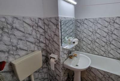 Faleza nord-apartament 2 camere decomandat cu gaze - 8