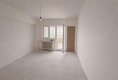 Apartament cu 4 camere decomandat în Mihai Bravu - 4