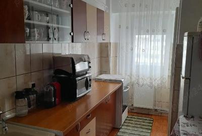 Apartament cu 2 camere decomandat în Horia - 12