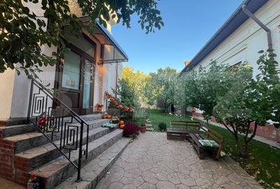 Spațiu comercial, de 220 mp, în Central