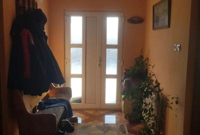 Casă cu 4 camere în Iecea Mare - 2