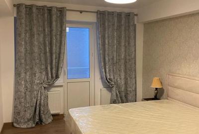 Apartament cu 2 camere decomandat în Parcul Carol