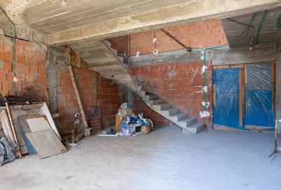 Vanzare vila cu 5 camere Parter+Etaj, str. Magnoliei - Pantelimon - 2