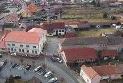 Spațiu comercial, de 6,000 mp, în Central - 2