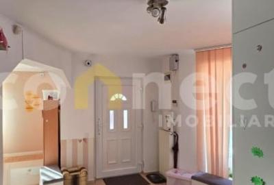 Casă individuală cu 3 camere cu Canalizare în Iris - 8
