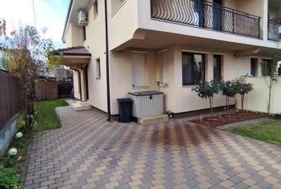 Duplex cu 4 camere cu Canalizare în Florești - 1