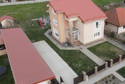 Casă cu 4 camere în Moșnița Veche - 2