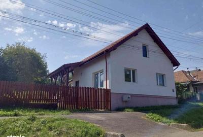 Casă cu 3 camere în Remetea - 1