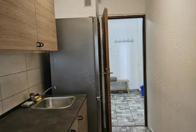 Garsoniera decomandata Aleea Tomesti metrou Aparatorii Patriei Berceni, Sector 4 - 8