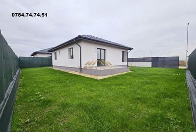 Casa parter 3 camere cu teren 340 mp - com Berceni - 1