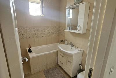 Apartament cu 2 camere decomandat în Central - 1