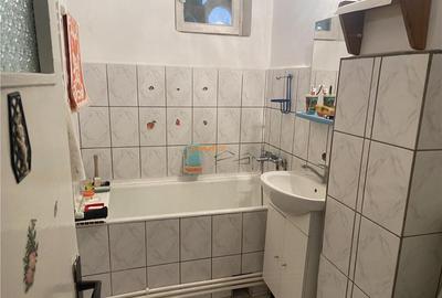 Apartament 2 camere , zona cartier Gara , etaj 1/4 , curat , - 3