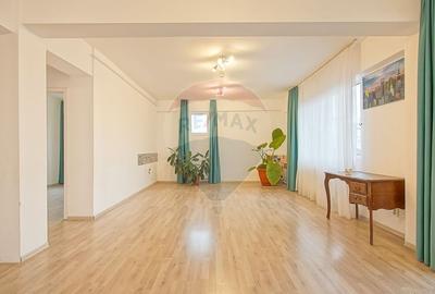 CENTRAL - Cladire birouri DE INCHIRIAT - 10