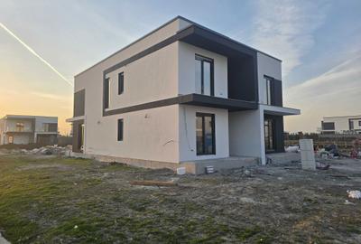 Casă cu 4 camere în Covaci - 7