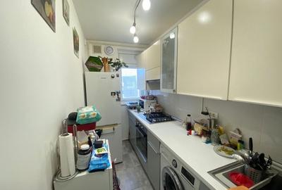 4 camere renovate, 60 mp + balcon, etaj 10/11 – Drumul Taberei V7 - 9