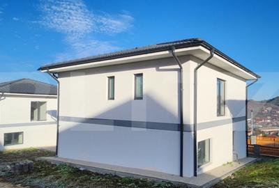 Vila superba cu o panorama deosebita asupra orasului situata - 26