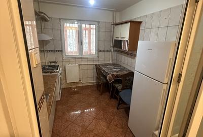 Metrou Aparatorii Patriei, De inchiriat 3 camere 72 mp, 2 bai - 5