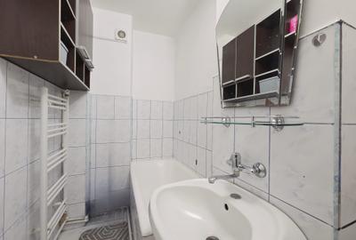 Garsonieră decomandată, mobilată în - 6
