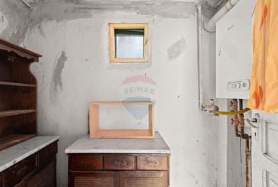 Proprietate cu doua case ?i teren generos, cu toate uti... - 5