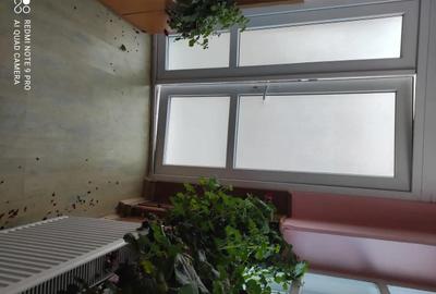 Spațiu comercial, de 60 mp, în Central - 11