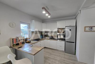 Casă cu 5 camere cu Teren 184 Mp în Central - 3