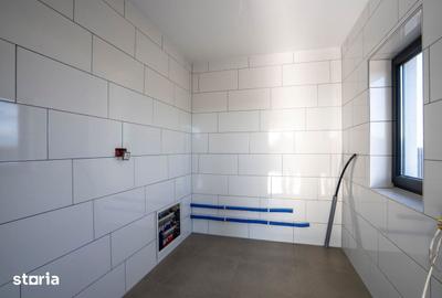 Casă cu 4 camere cu Teren 592 Mp în Oșorhei - 2
