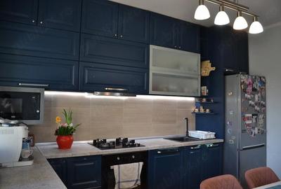 Casă cu 5 camere cu Teren 300 Mp în Dumbrăvița