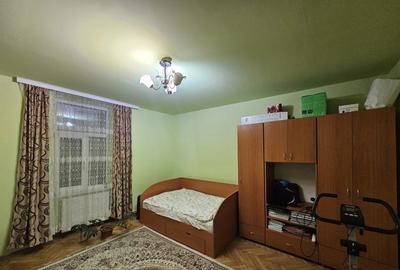 Garsonieră decomandată în Lunei - 8