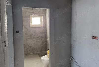 Apartament cu 3 camere semidecomandat în Petros - 10