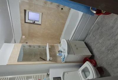 Inchiriez apartament 3 camere - 9