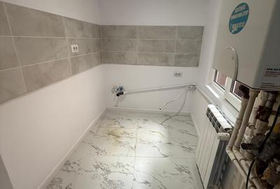 Casă individuală cu 8 camere cu Canalizare în P-ța Unirii - 15