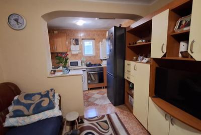 KM 5 - casa 4 cam + teren 686 mp (constructie renovabila) - 16