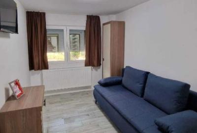 Apartament cu 3 camere decomandat în Central - 4