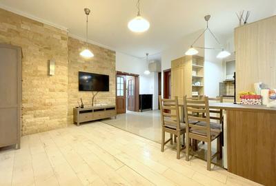 Apartament 3 camere, garaj si boxa - zona Centrala-Prefectura - 2