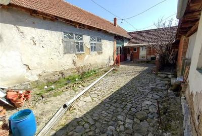 Casă individuală cu 8 camere cu Teren 3800 Mp în Răchitova - 31