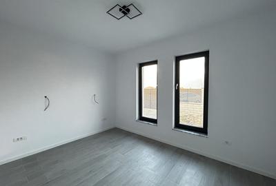 Duplex 3 camere, 89mp utili + 14mp terasa, 297mp teren in Mosnita Noua - 4