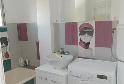 Apartament cu 3 camere semidecomandat în Central - 6