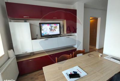 Apartament cu 3 camere în 1 Mai - 13