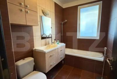 Apartament cu 2 camere semidecomandat în Florești
