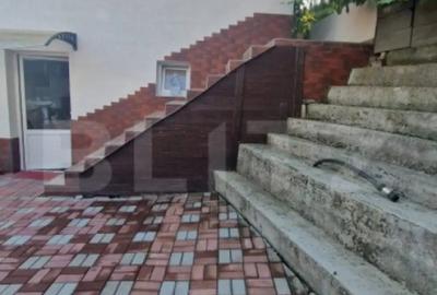 Casă cu 6 camere cu Teren 1120 Mp în Central - 11