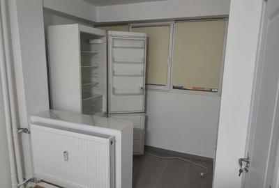 Garsonieră semidecomandată, mobilată în Titan - 9