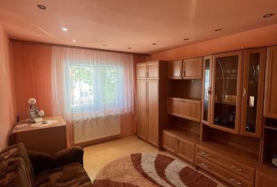 Garsonieră în Micro IV - 1