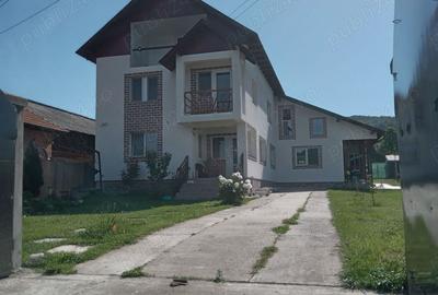 Casa de vanzare cu teren Casa de vanzare cu teren - 4