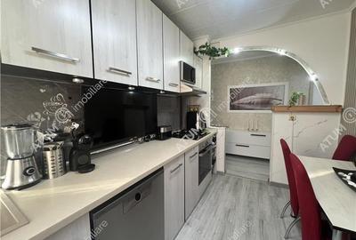Apartament cu 3 camere decomandate si balcon etaj 2 zona Vasile Aron - 12