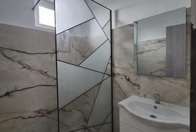 Apartament cu 4 camere decomandat în Apusului - 4