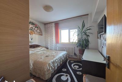 Apartament cu 4 camere semidecomandat, mobilat în Militari - 9