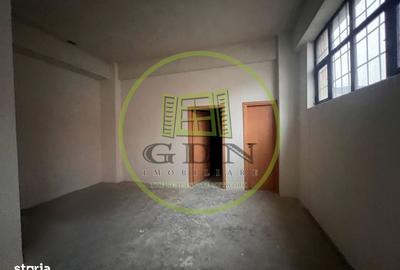 Spațiu comercial, de 427 mp, în 1 Mai - 5
